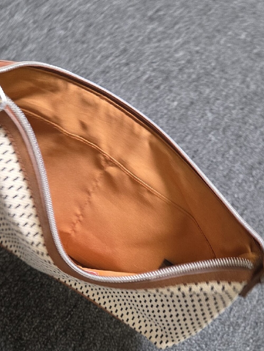 Relic Brown & Cream Woven Crossbody Bag - Picture 9 of 11
